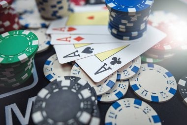 marketwin138 mobile app interface showing live sportsbook and casino games